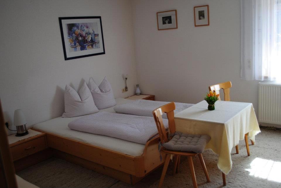 Apartment Maierhof Flirsch Oda fotoğraf